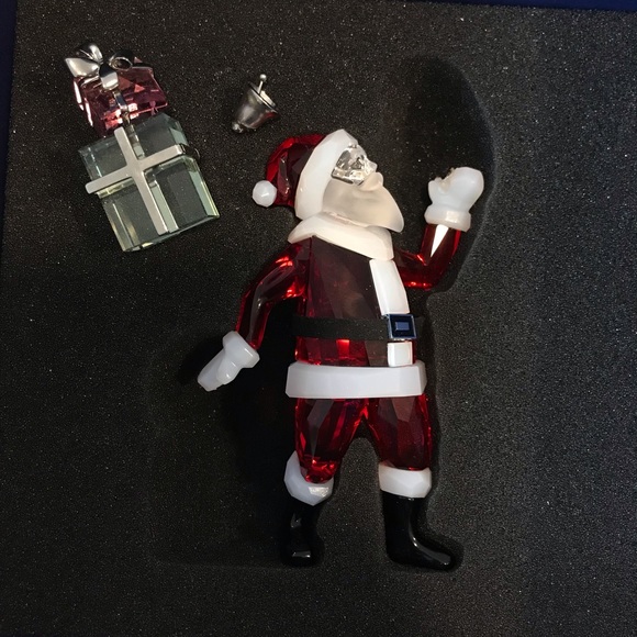 Swarovski Santa it’s bell and gift are detached from Santa - Picture 5 of 5